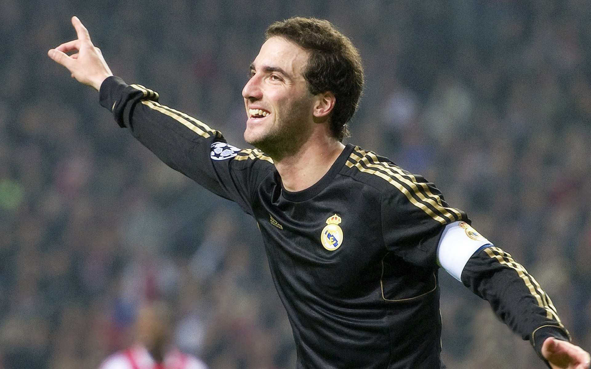 开云体育app-女子中长距离策略得当 节奏出色，女子中长跑有哪些项目